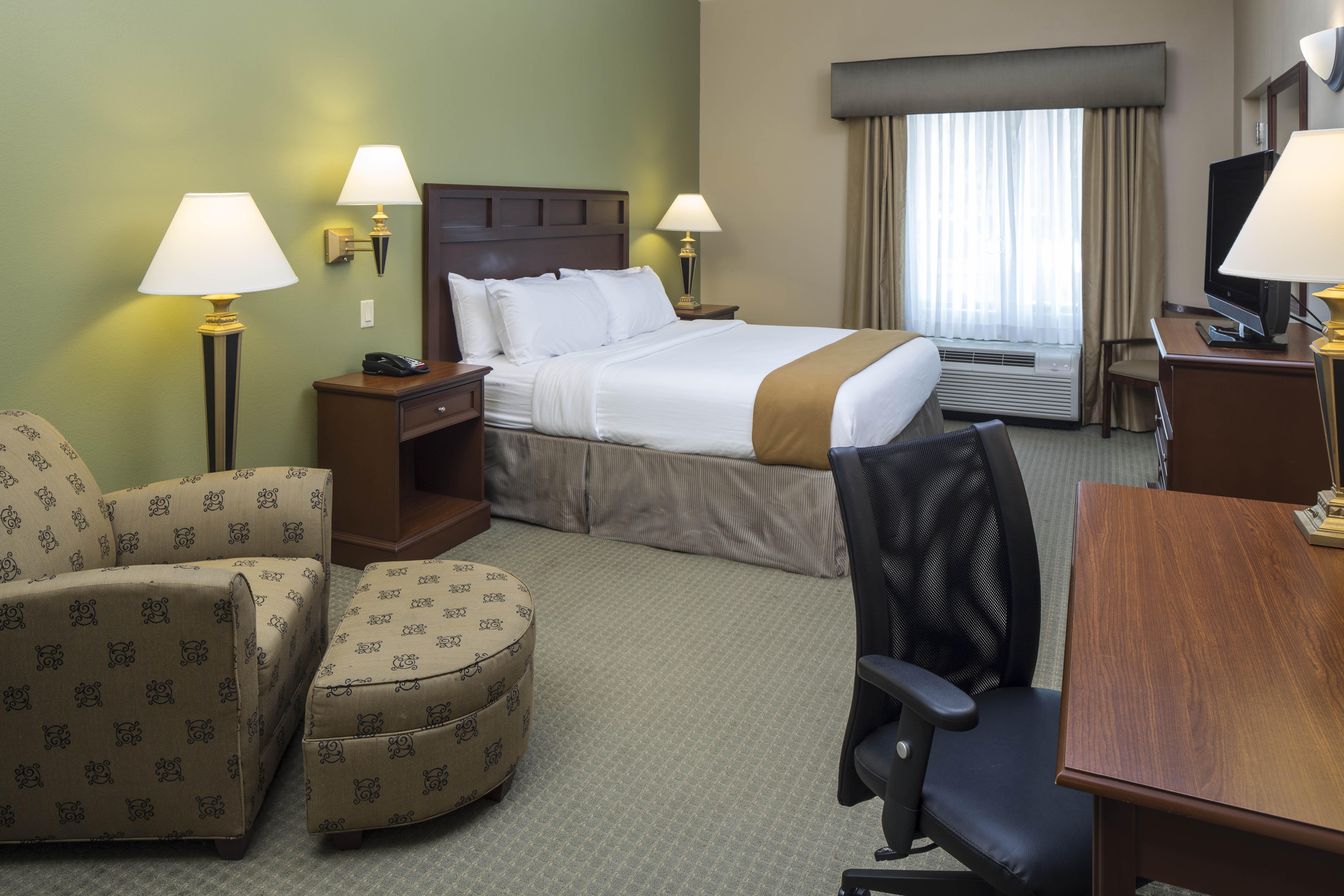Holiday Inn Express & Suites Bradenton East-Lakewood Ranch By Ihg Exterior photo
