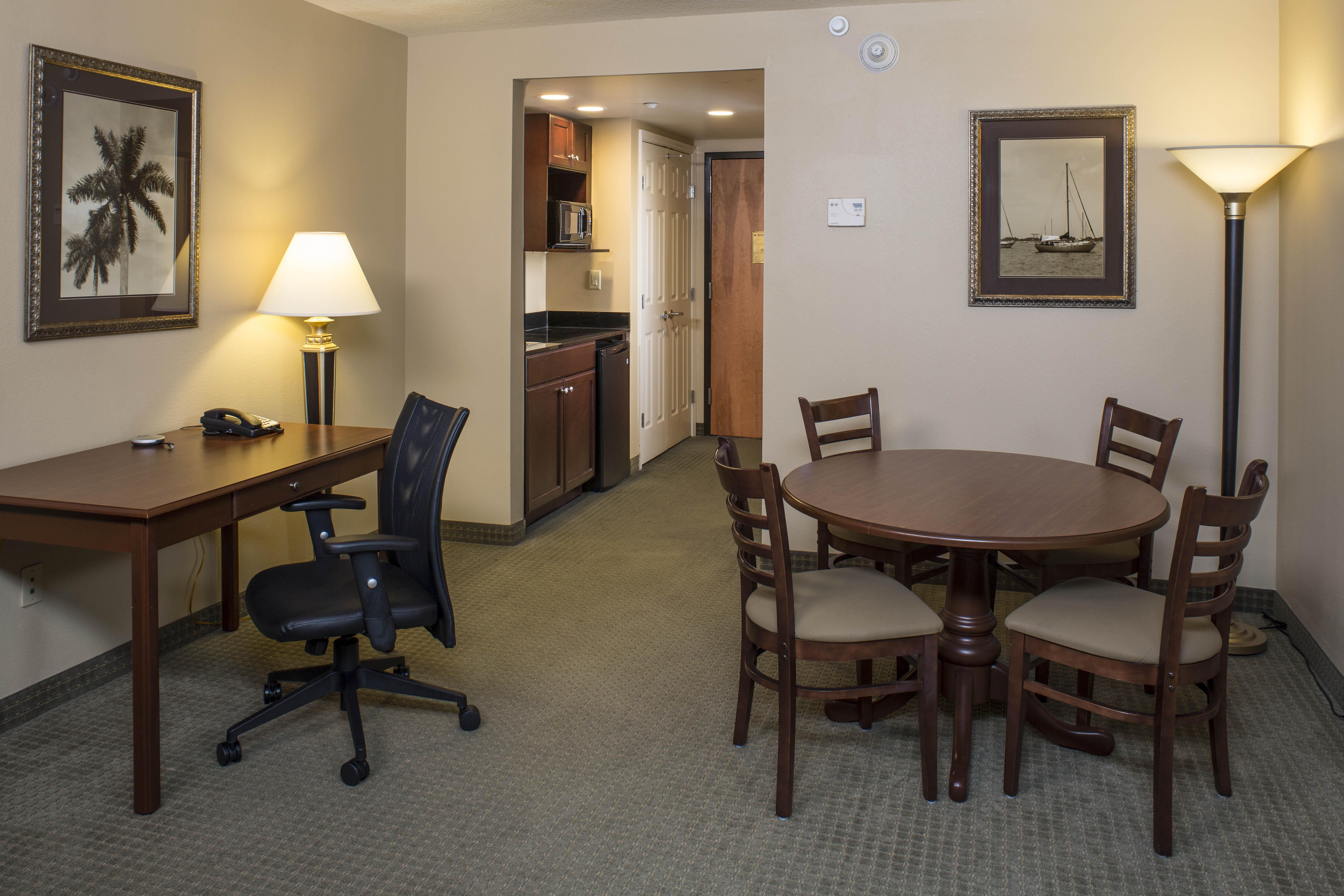 Holiday Inn Express & Suites Bradenton East-Lakewood Ranch By Ihg Exterior photo