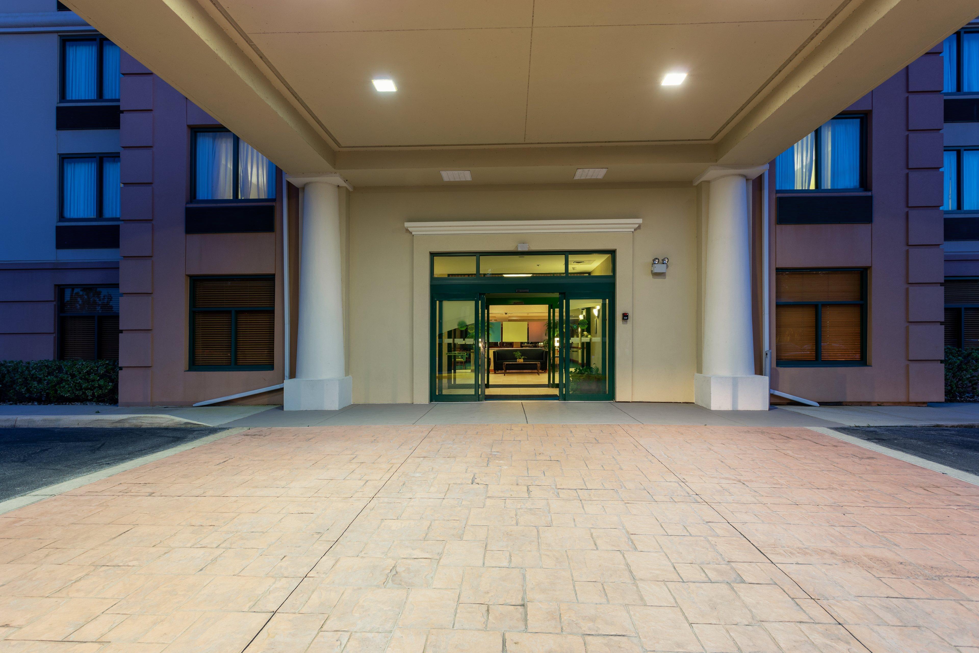Holiday Inn Express & Suites Bradenton East-Lakewood Ranch By Ihg Exterior photo